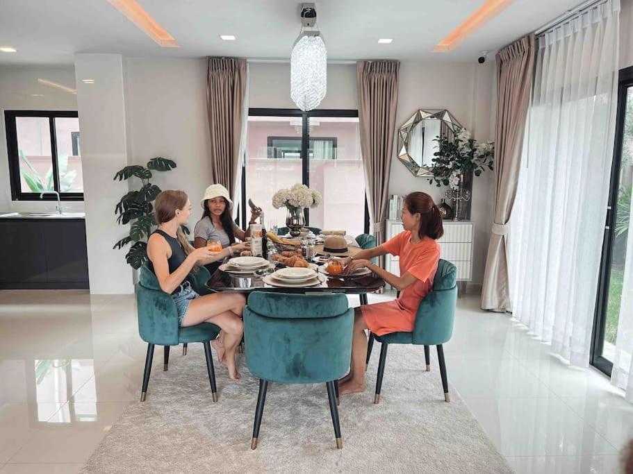 Southern Peak Pool Villa Huay Yai Pattaya Ban Huai Yai Eksteriør bilde